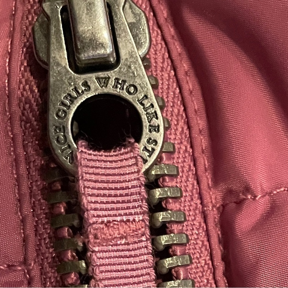 Juicy Couture VTG Down Puffer Vest Knit Trim Soft Flannel Lined & Collar Y2K M - Picture 13 of 13